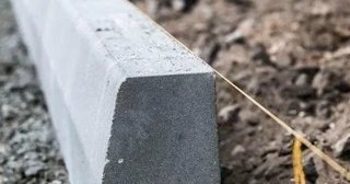 Установка бордюров для тротуарной плитки в Новосибирске - цена от 813 руб.