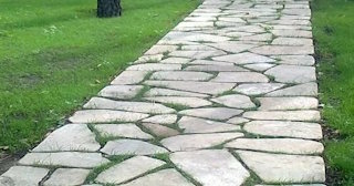 Профессиональная укладка камня на дорожки в Новосибирске в октябре