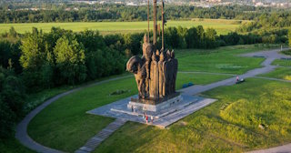 Благоустройство памятников в Новосибирске от 915 руб. – компания ТротуарнаяПлитка